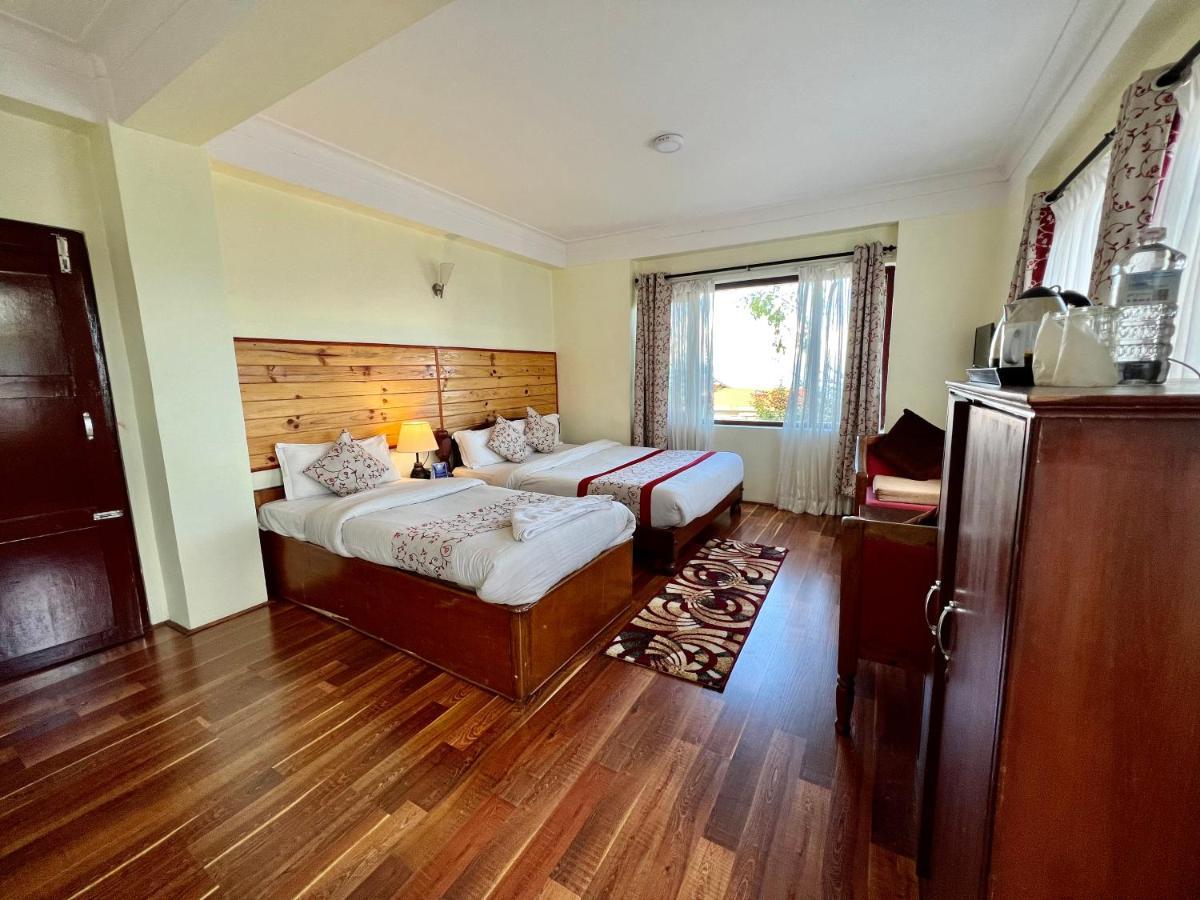 Mount Everest Hotel & Resort Nagarkot Esterno foto
