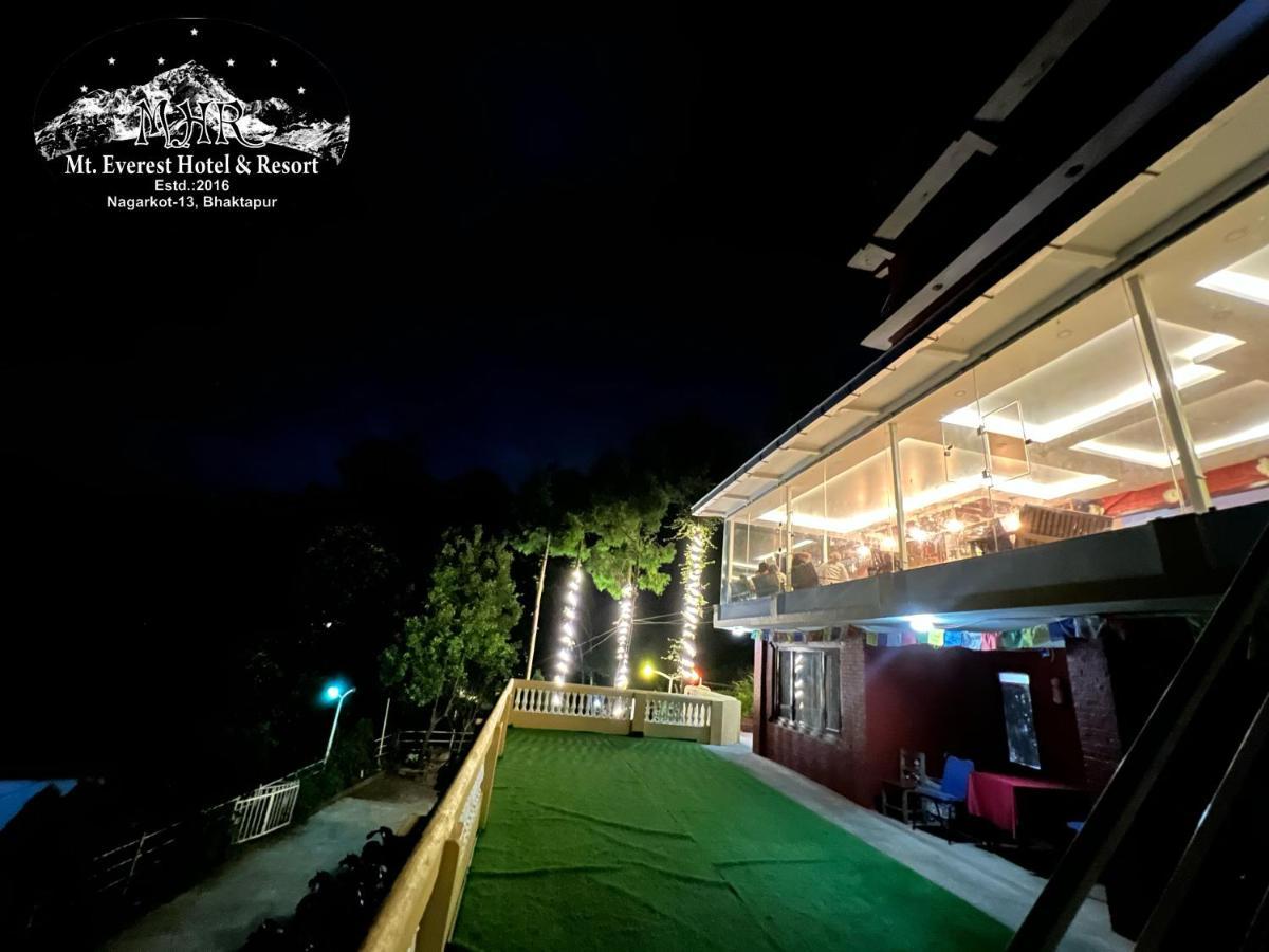 Mount Everest Hotel & Resort Nagarkot Esterno foto