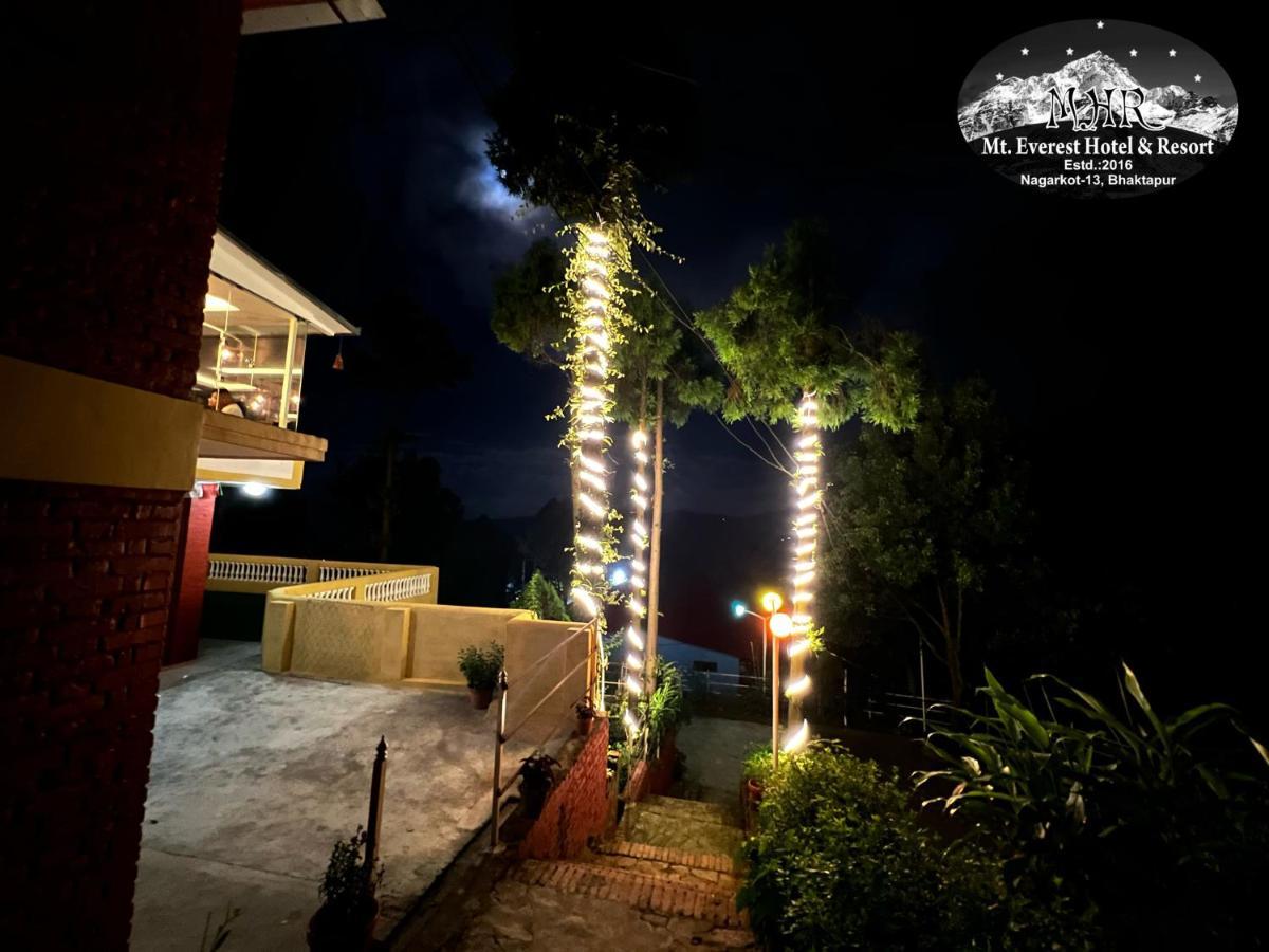 Mount Everest Hotel & Resort Nagarkot Esterno foto