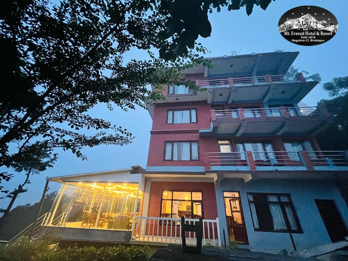 Mount Everest Hotel & Resort Nagarkot Esterno foto