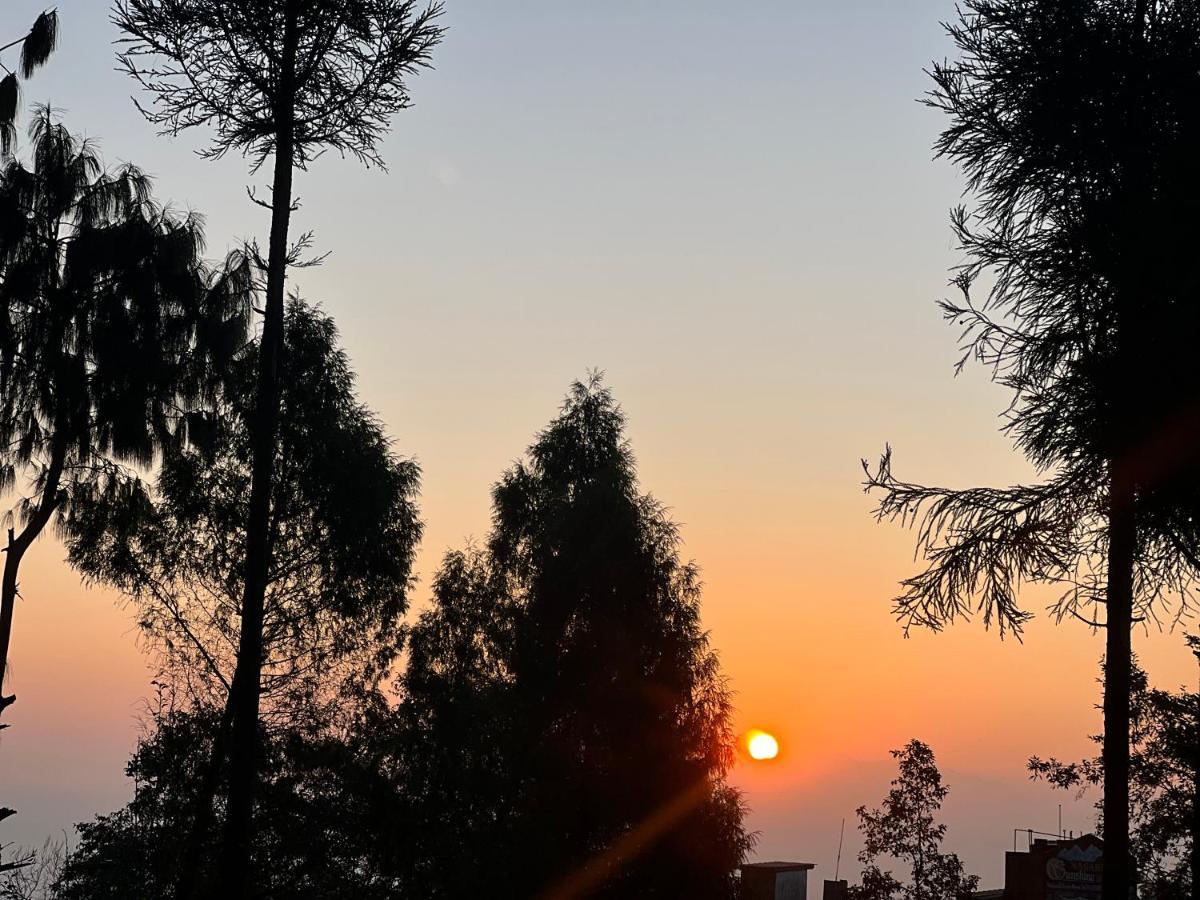 Mount Everest Hotel & Resort Nagarkot Esterno foto