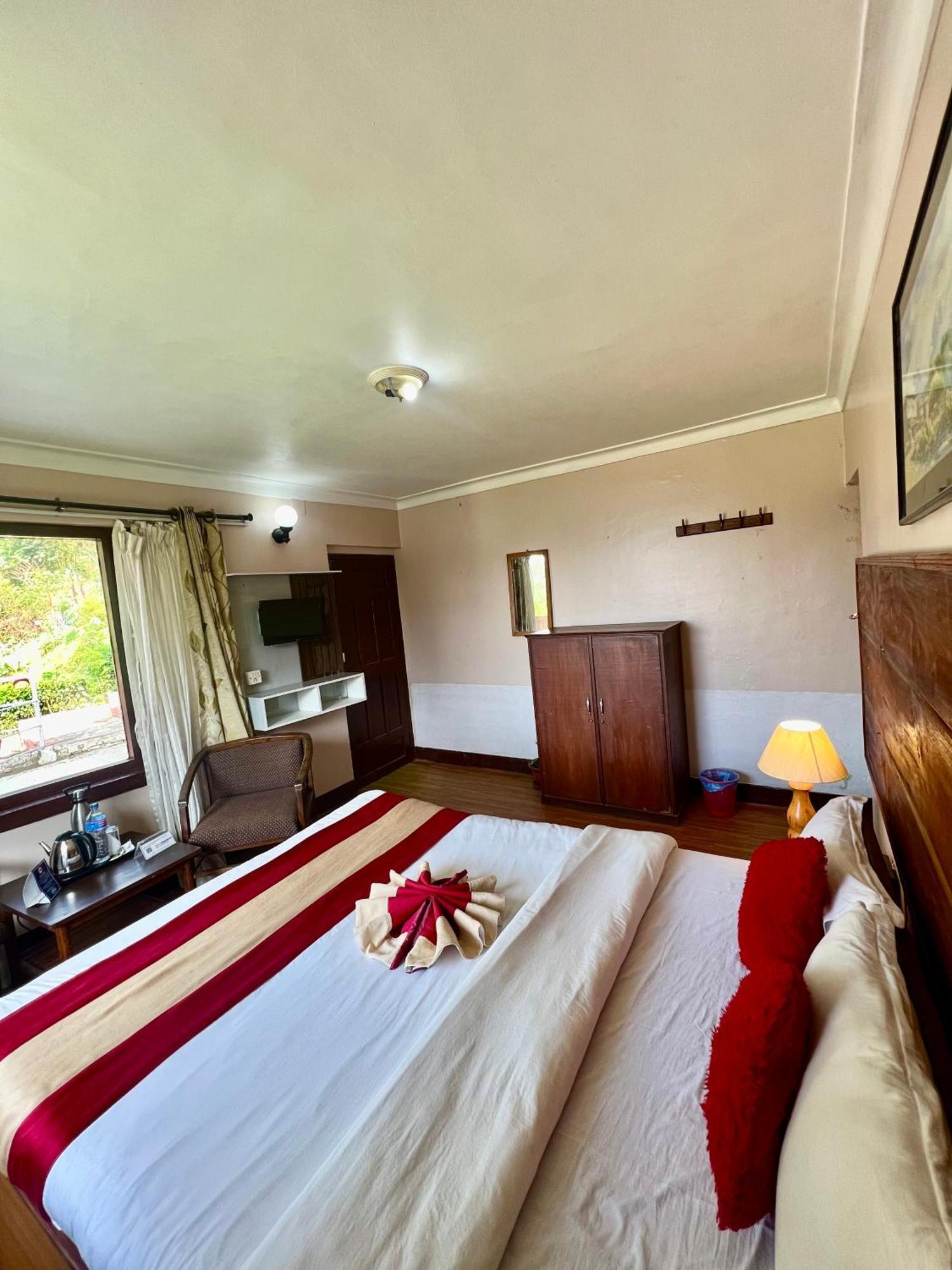 Mount Everest Hotel & Resort Nagarkot Esterno foto
