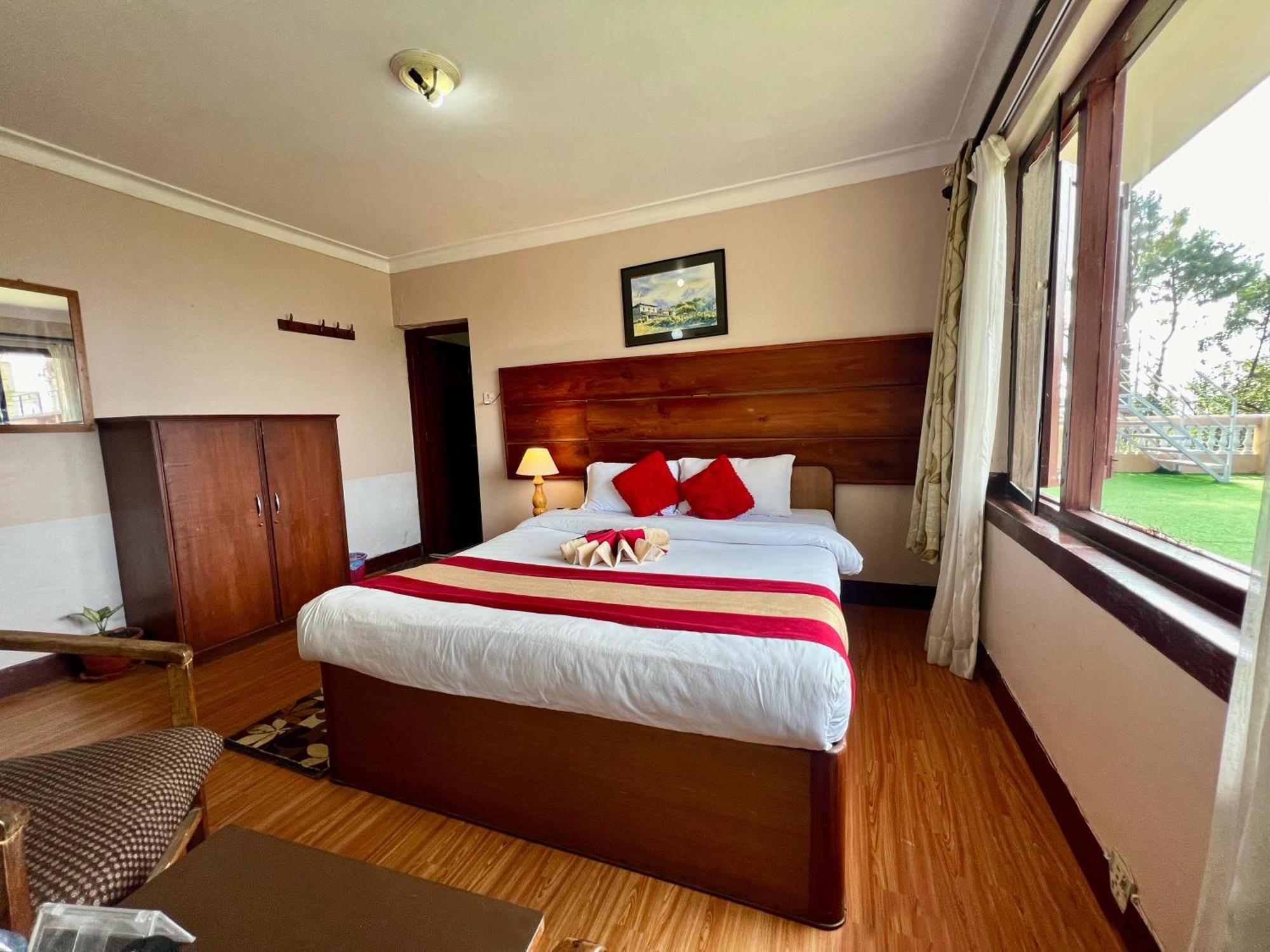 Mount Everest Hotel & Resort Nagarkot Esterno foto