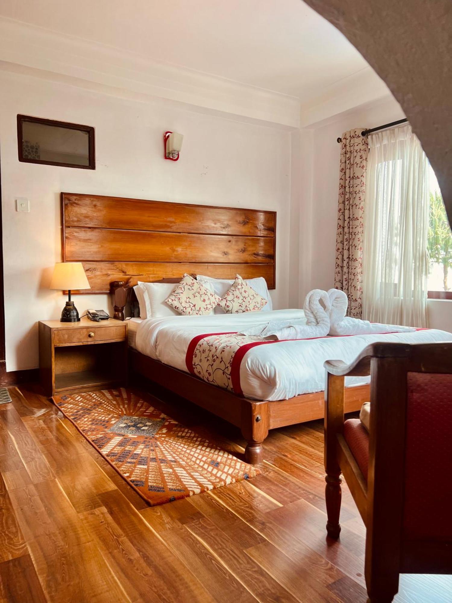 Mount Everest Hotel & Resort Nagarkot Esterno foto